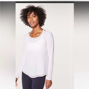 Lululemon White
Mix & Mesh Long Sleeve Athletic Top